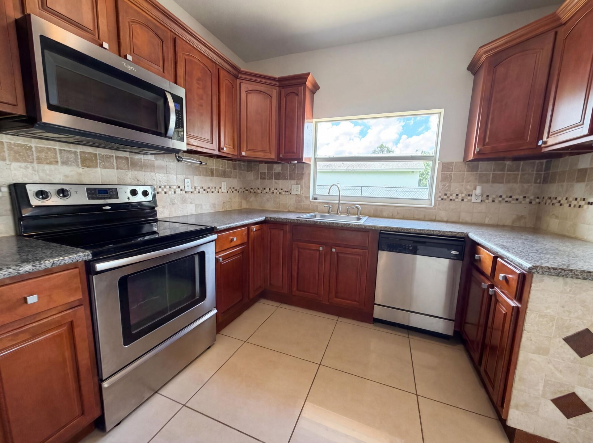 453 N Deerfield Avenue, Deerfield Beach, FL 33441 Photo