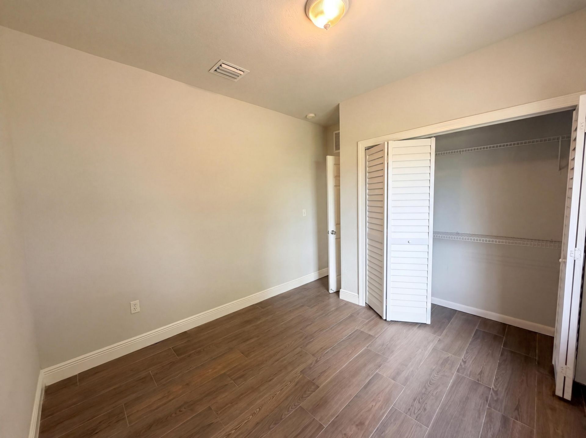 453 N Deerfield Avenue, Deerfield Beach, FL 33441 Photo