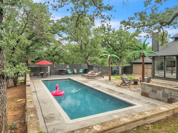 900 E Pioneer Circle, Argyle, TX 76226