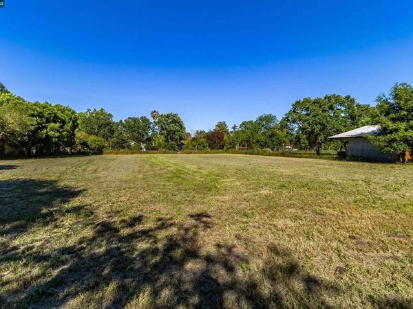 19317 Olive Ave, Sonoma, CA 95476