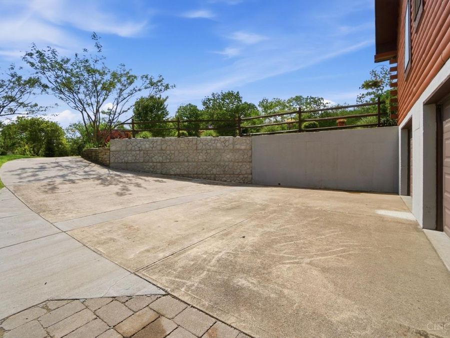 Property Image 81
