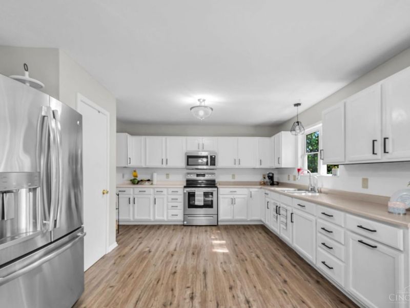 2428 Kremer Avenue, Cincinnati, OH 45225 Photo 9