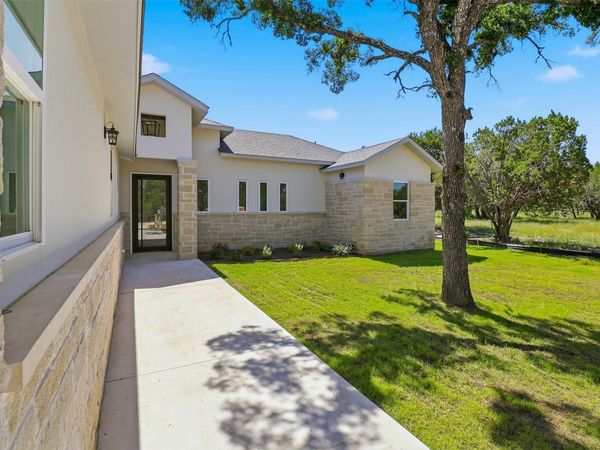 1407 Swallow , Horseshoe Bay, TX 78657