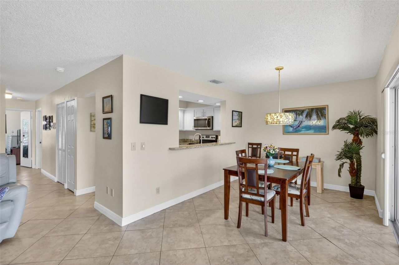 6146 7th Avenue W, Unit 6146, Bradenton, FL 34209 Photo