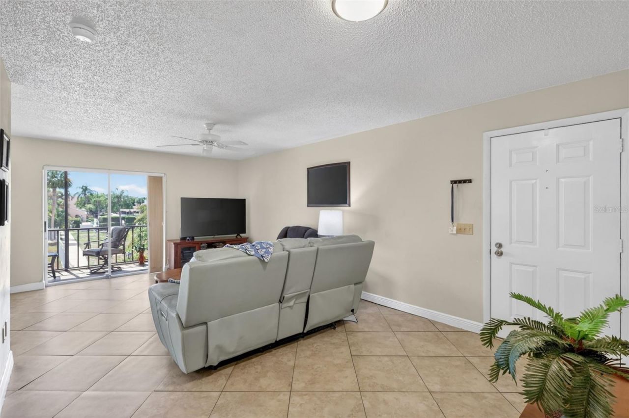 6146 7th Avenue W, Unit 6146, Bradenton, FL 34209 Photo