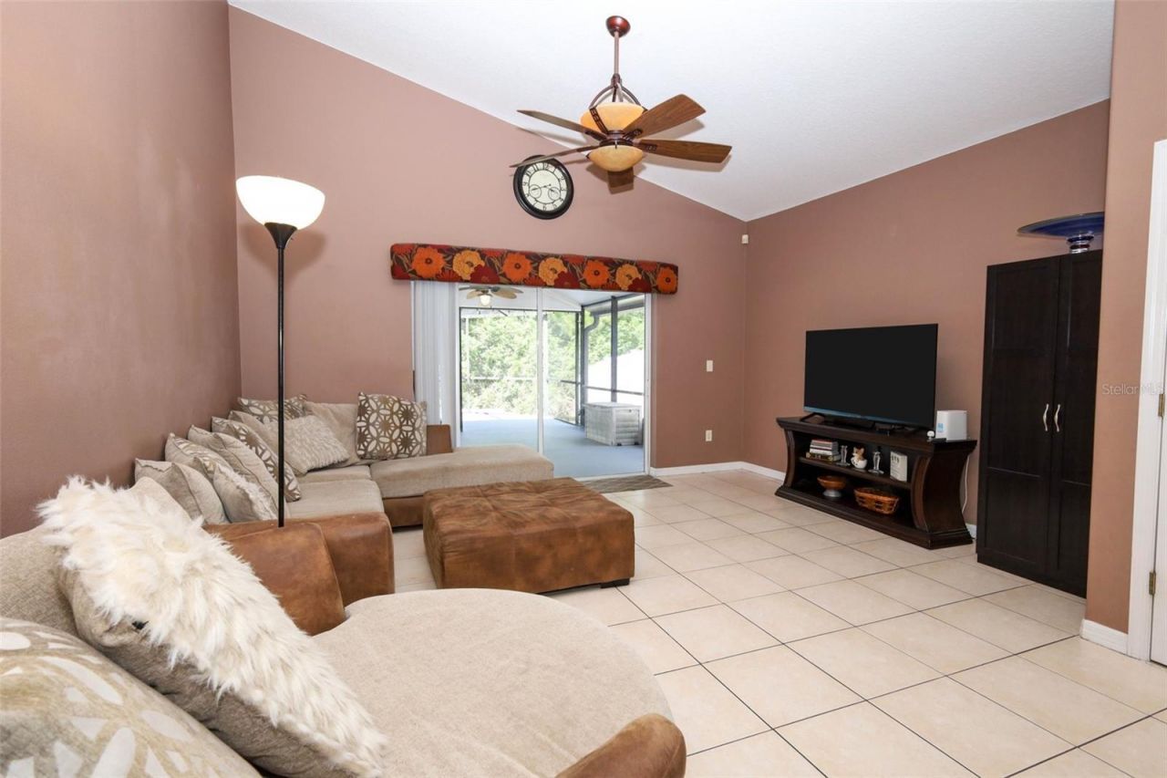 411 Lynn Street, Oviedo, FL 32765 Photo