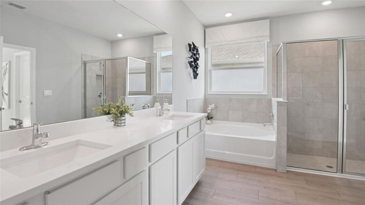 12728 NW 17th Place , Newberry, FL 32669 Photo