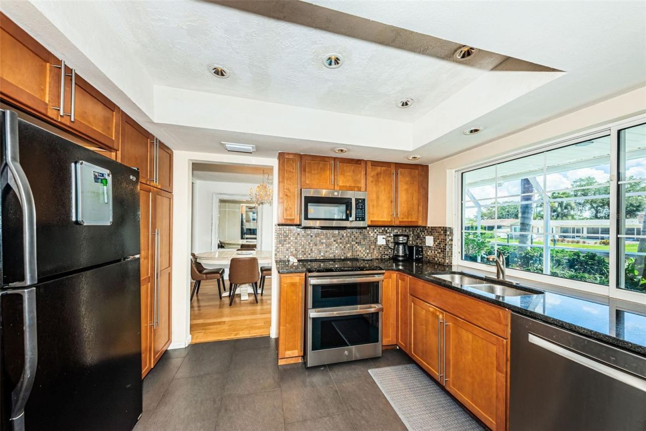 1496 49th Avenue Ne, Saint Petersburg, FL 33703 Photo