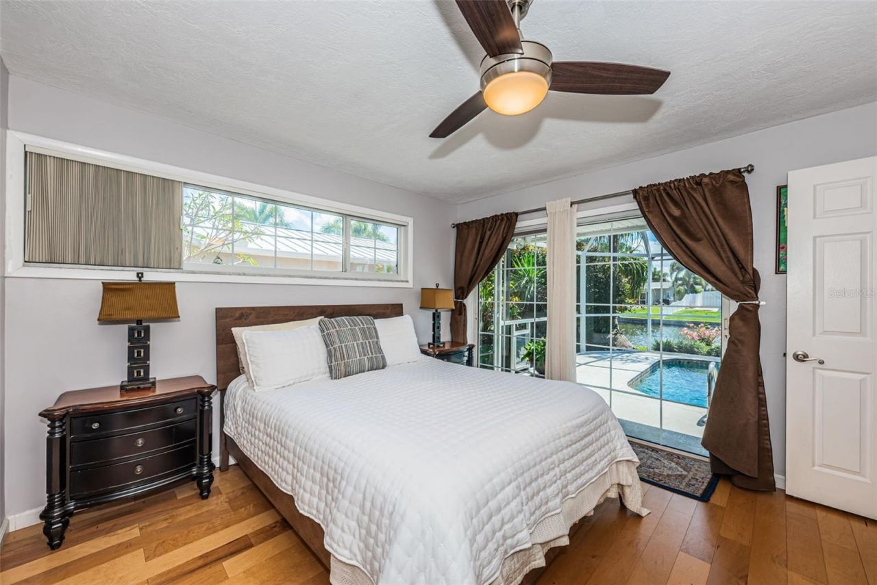 1496 49th Avenue Ne, Saint Petersburg, FL 33703 Photo