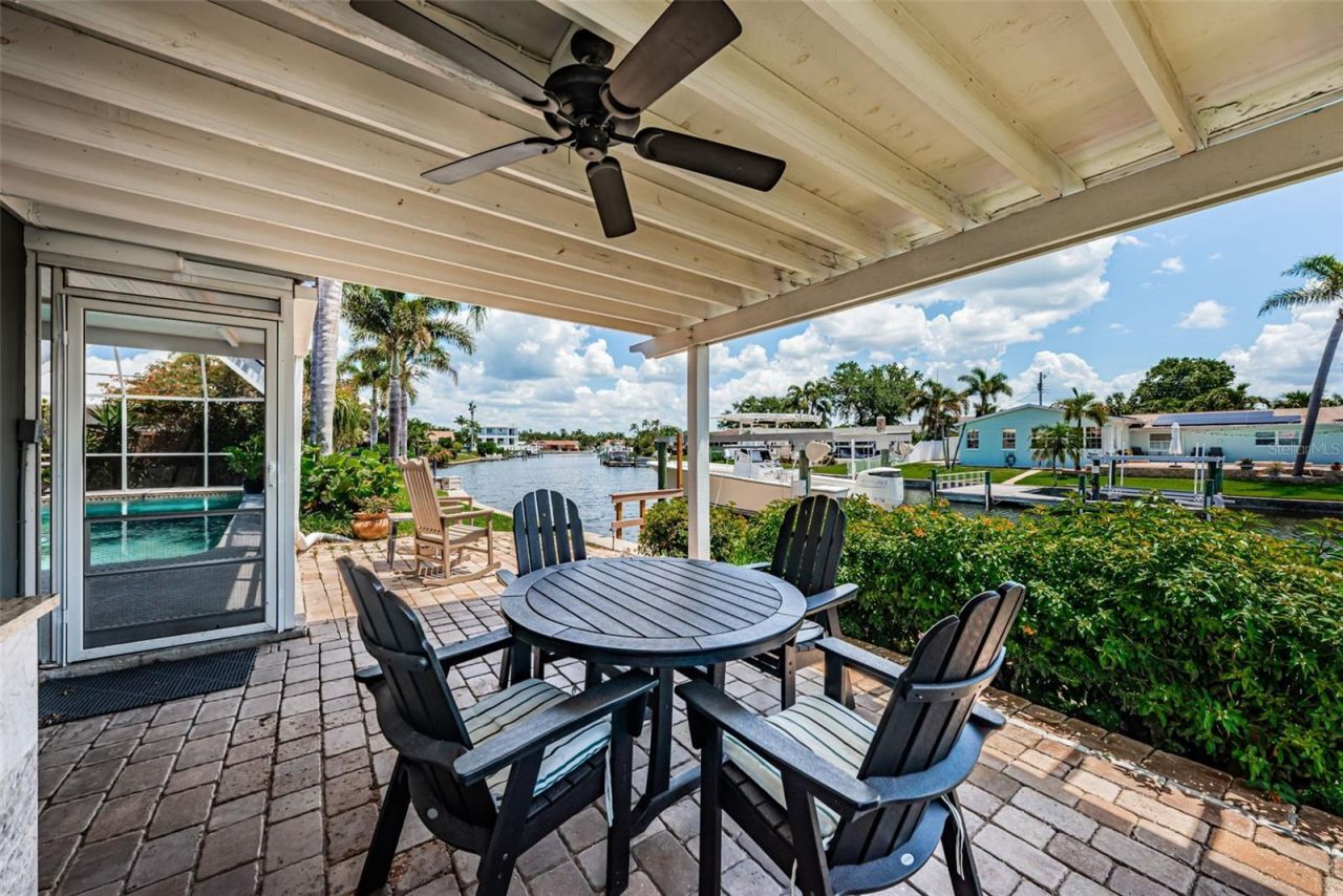 1496 49th Avenue Ne, Saint Petersburg, FL 33703 Photo
