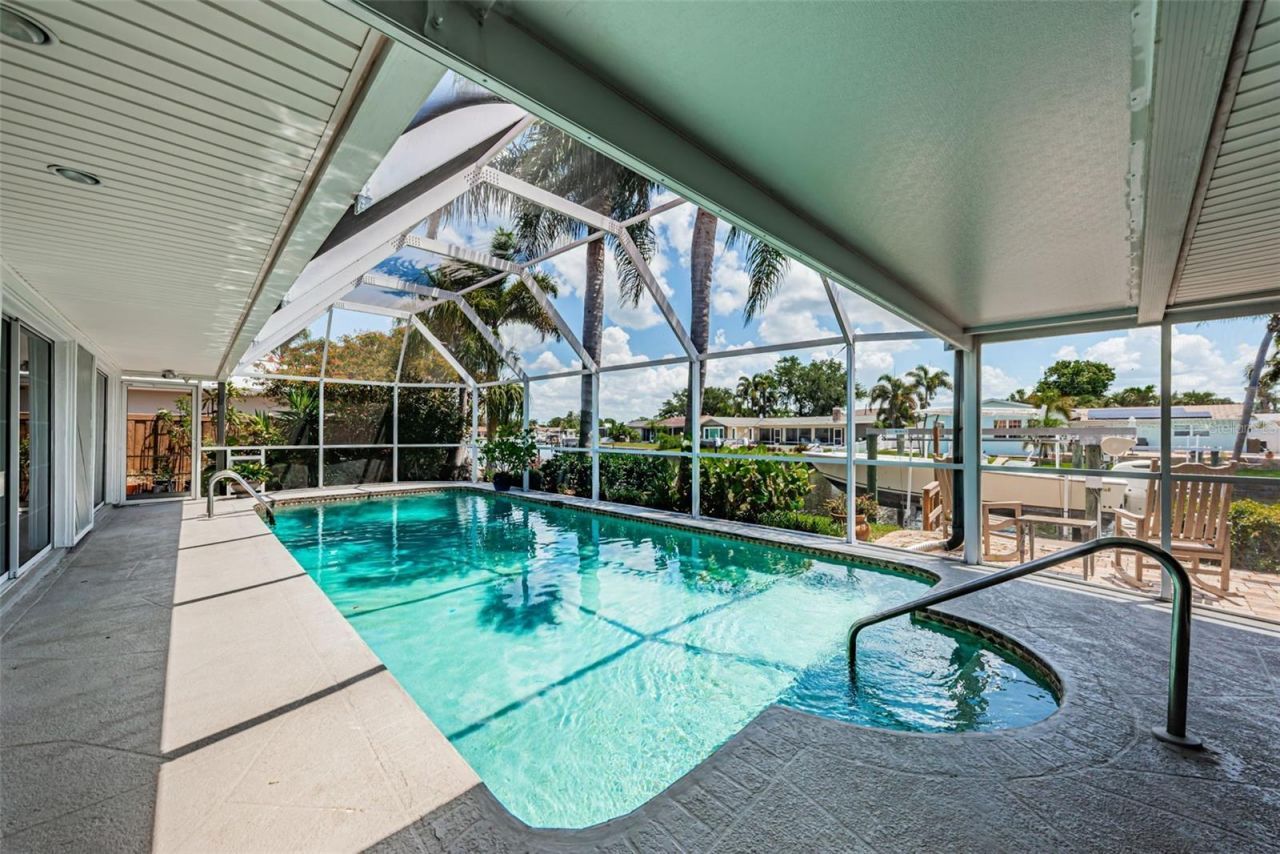 1496 49th Avenue Ne, Saint Petersburg, FL 33703 Photo