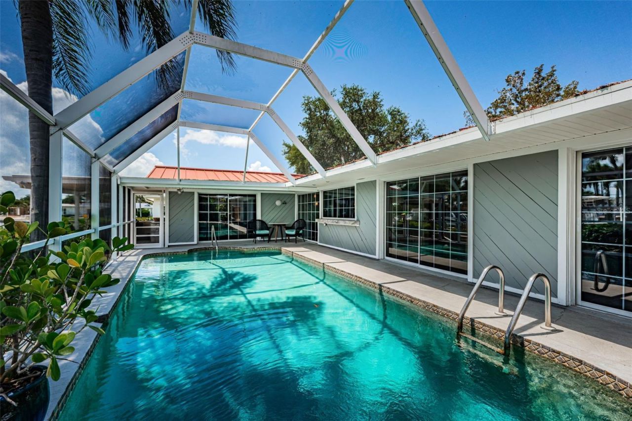 1496 49th Avenue Ne, Saint Petersburg, FL 33703 Photo