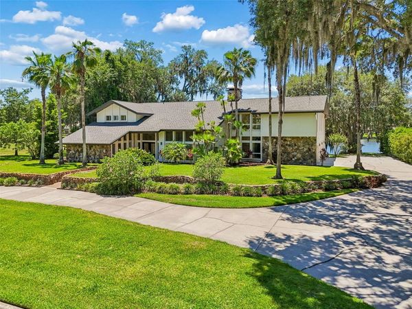 816 TARAY DE AVILA, TAMPA, FL 33613