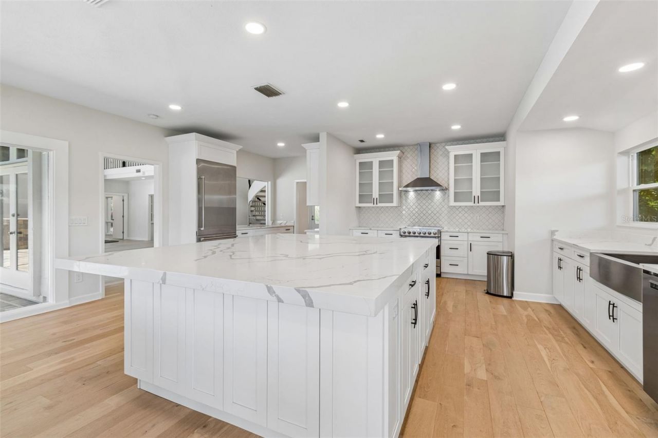 816 Taray De Avila, Tampa, FL 33613 Photo