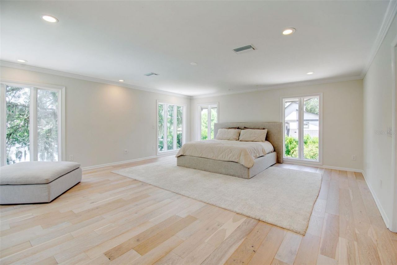 816 Taray De Avila, Tampa, FL 33613 Photo