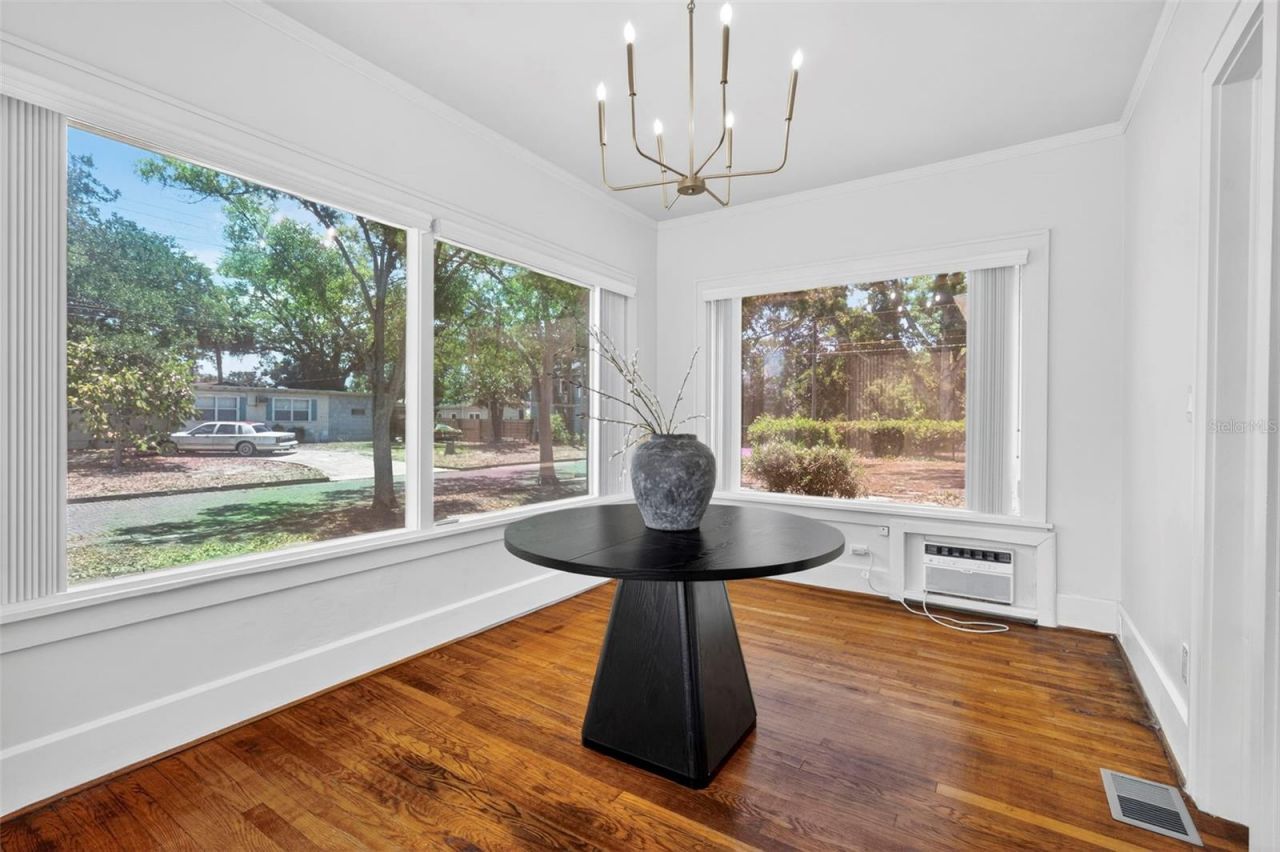 7602 Dartmouth Avenue N, Saint Petersburg, FL 33710 Photo