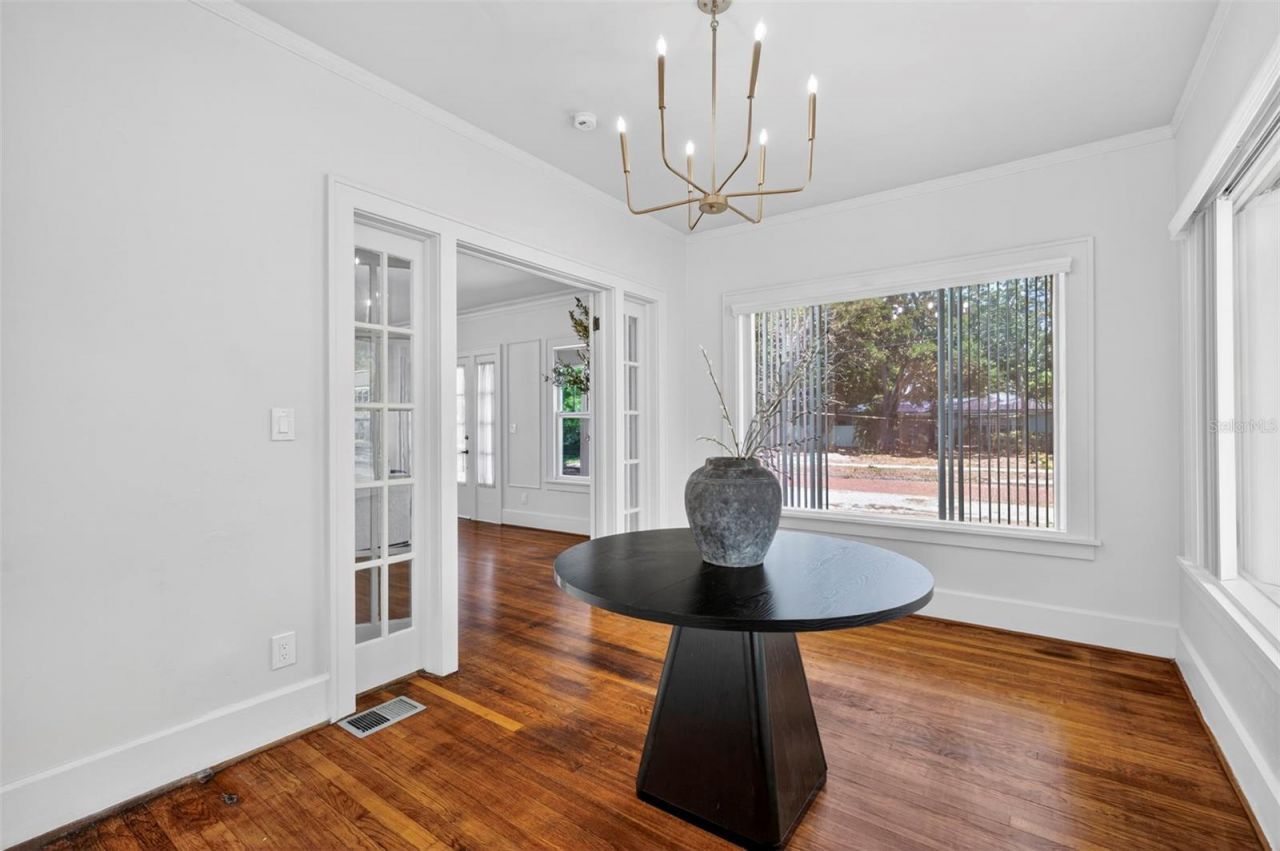 7602 Dartmouth Avenue N, Saint Petersburg, FL 33710 Photo