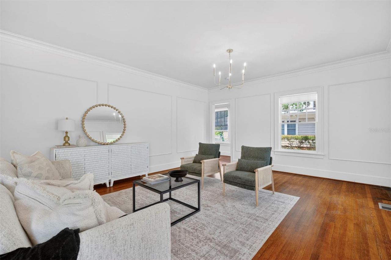 7602 Dartmouth Avenue N, Saint Petersburg, FL 33710 Photo