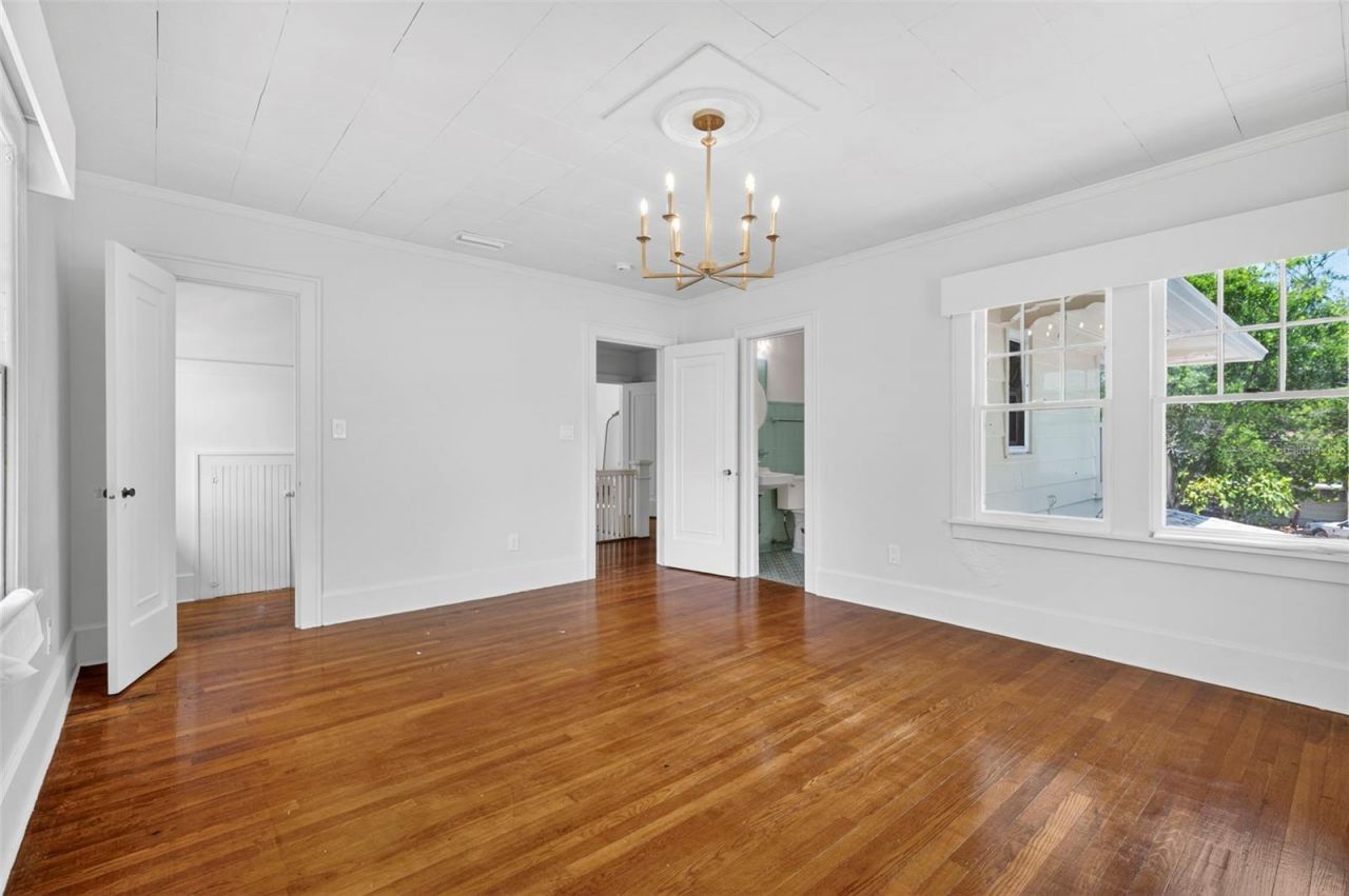 7602 Dartmouth Avenue N, Saint Petersburg, FL 33710 Photo