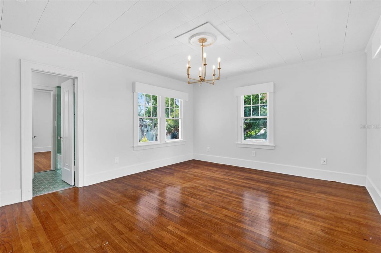7602 Dartmouth Avenue N, Saint Petersburg, FL 33710 Photo