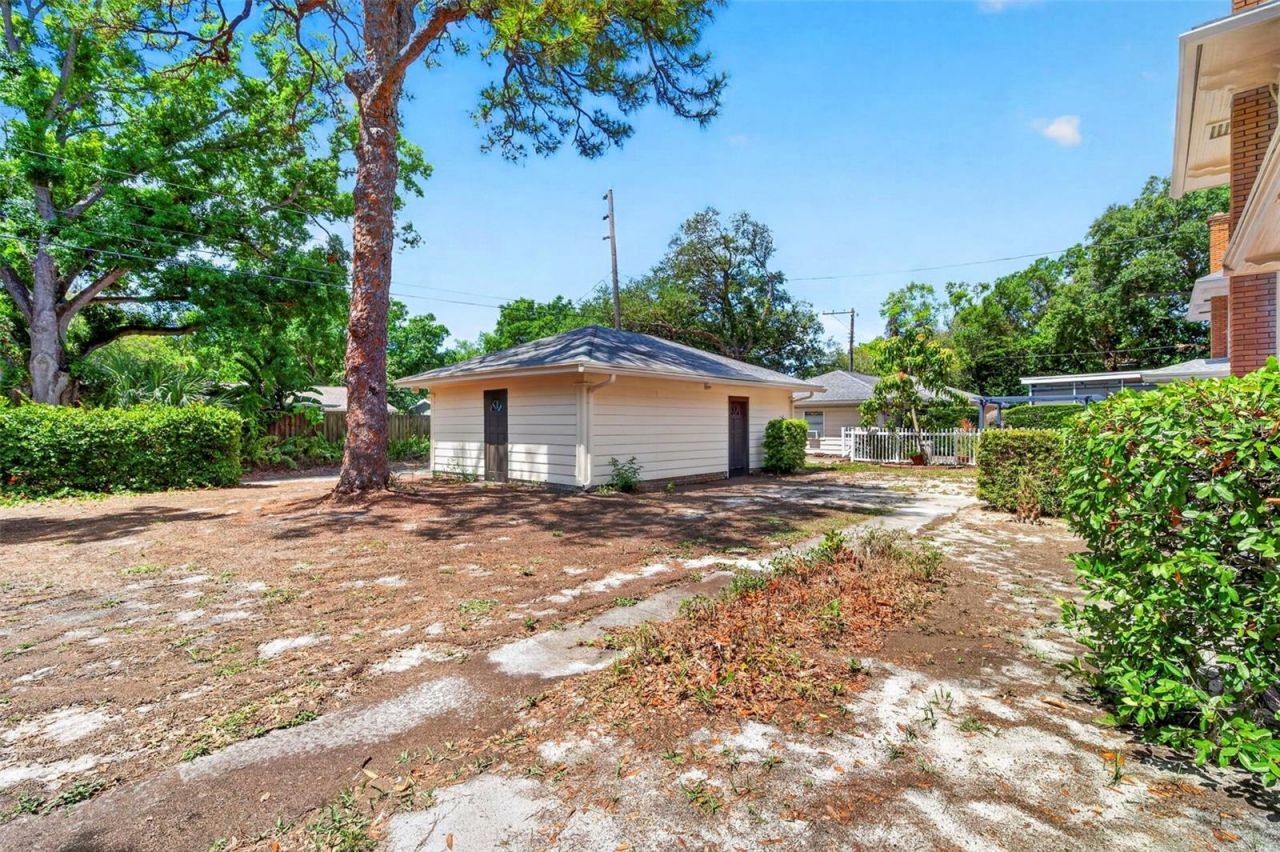 7602 Dartmouth Avenue N, Saint Petersburg, FL 33710 Photo