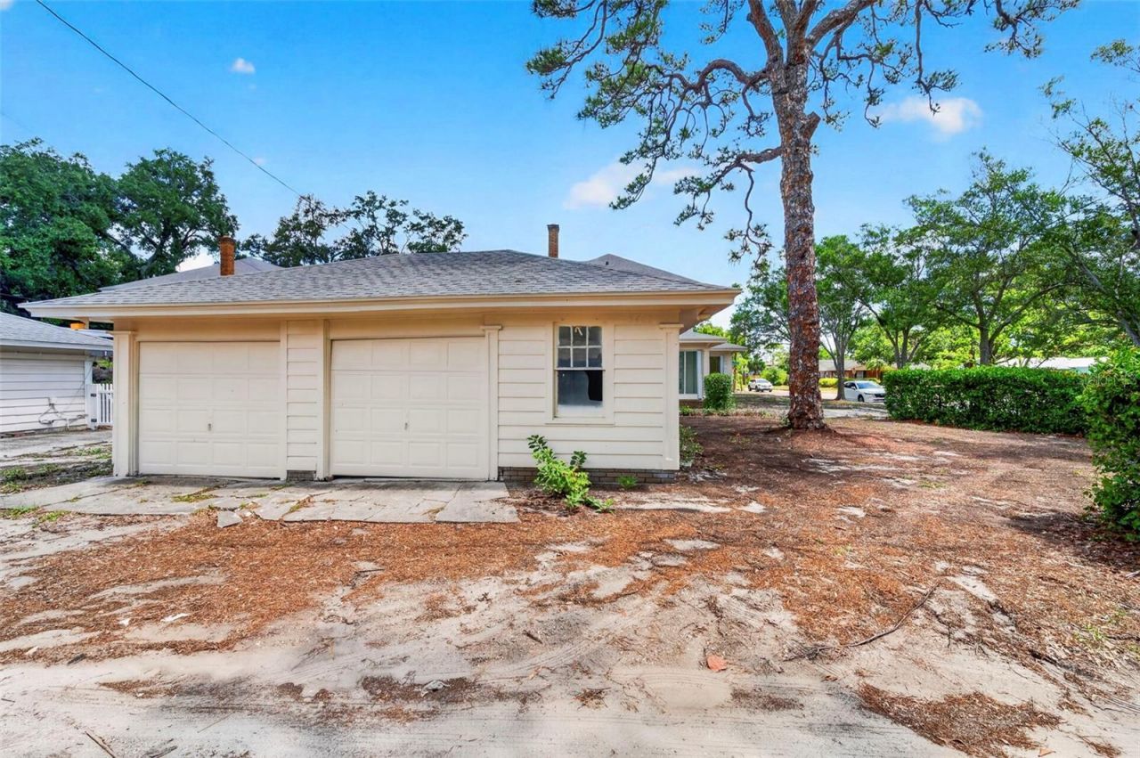 7602 Dartmouth Avenue N, Saint Petersburg, FL 33710 Photo