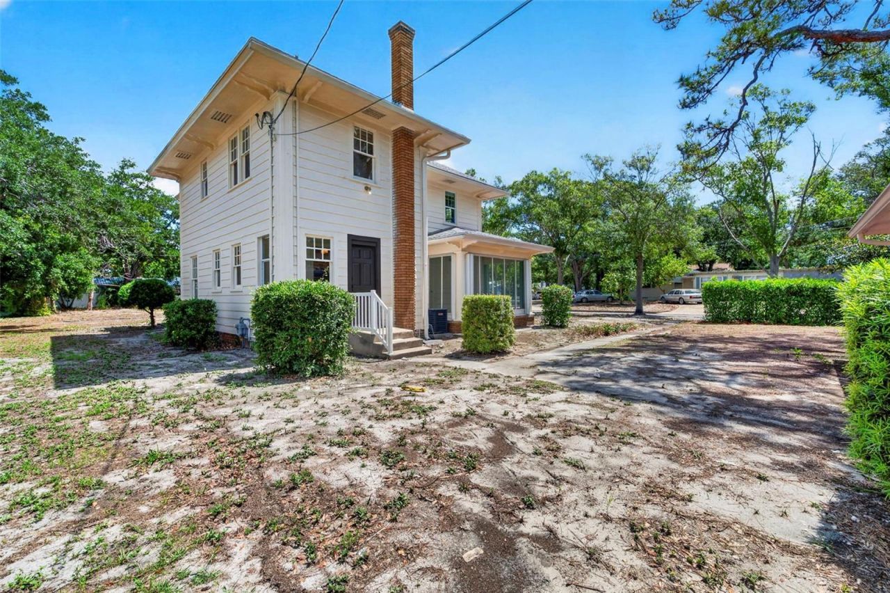 7602 Dartmouth Avenue N, Saint Petersburg, FL 33710 Photo