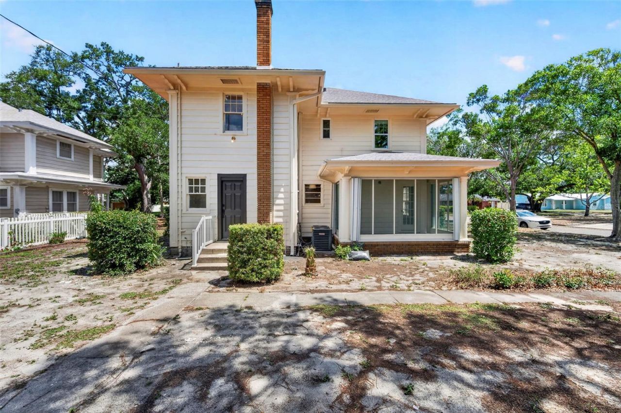 7602 Dartmouth Avenue N, Saint Petersburg, FL 33710 Photo