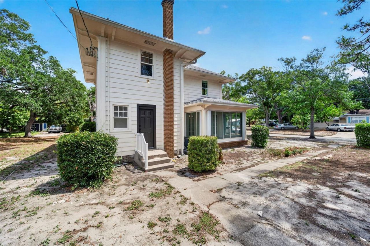 7602 Dartmouth Avenue N, Saint Petersburg, FL 33710 Photo