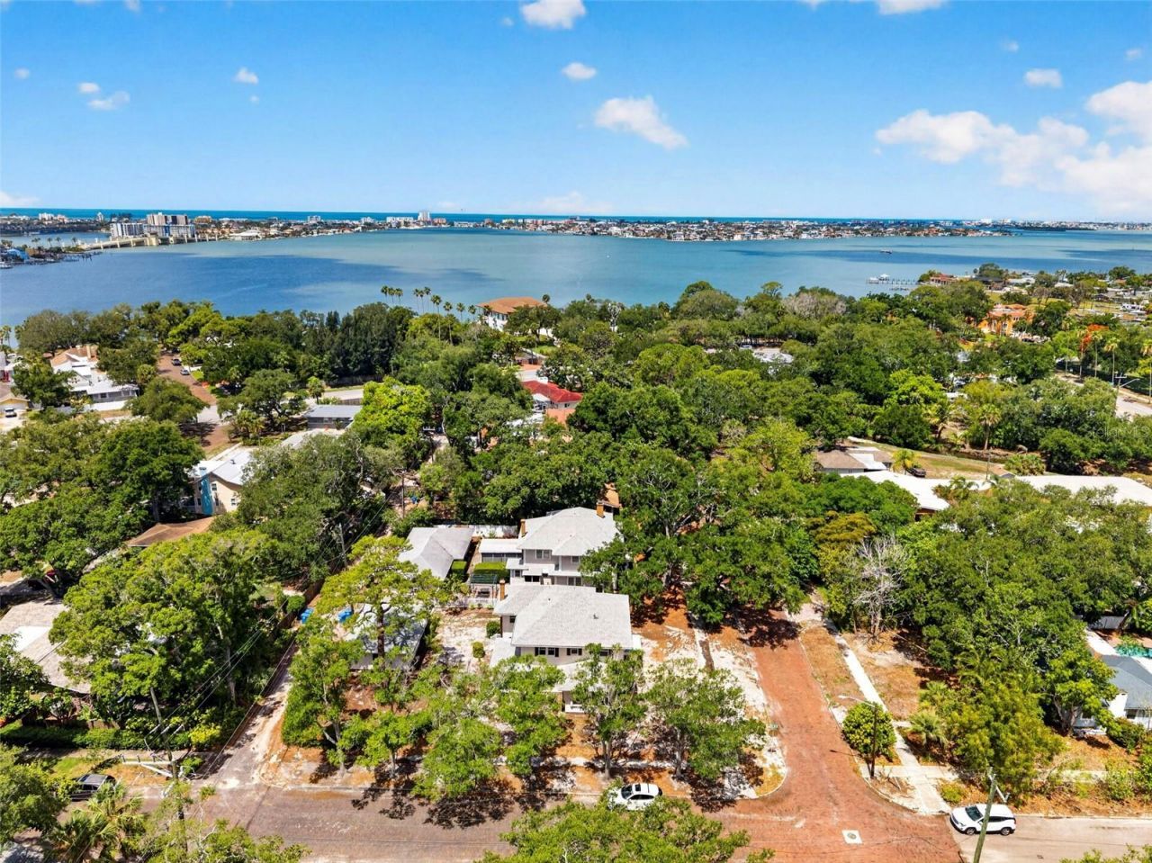 7602 Dartmouth Avenue N, Saint Petersburg, FL 33710 Photo