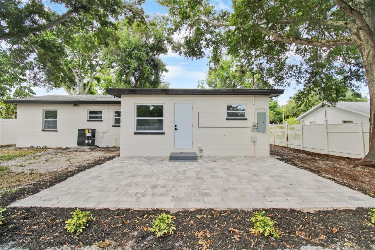 1110 1st Avenue Nw, Largo, FL 33770 Photo