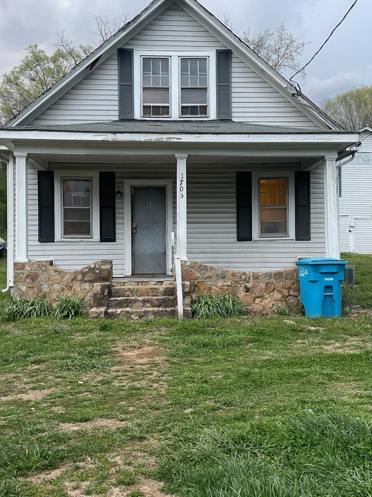 3705 Salem Turnpike Nw, Roanoke, VA 24017 Main Photo