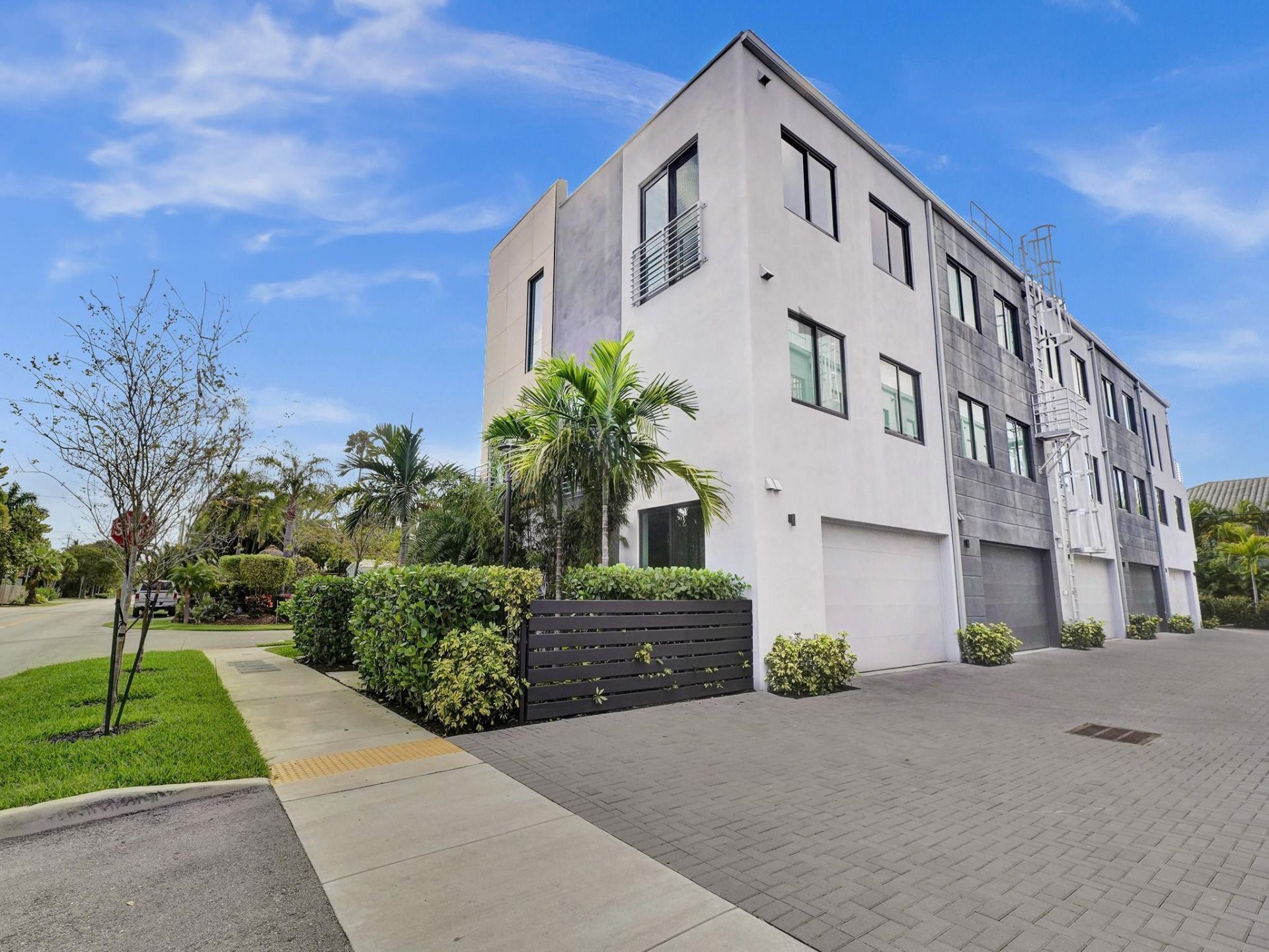 924 NE 4th Street, Fort Lauderdale, FL 33301 Photo