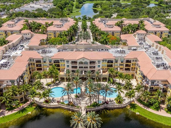 16102 Emerald Estates Drive, Unit 128, Weston, FL 33331