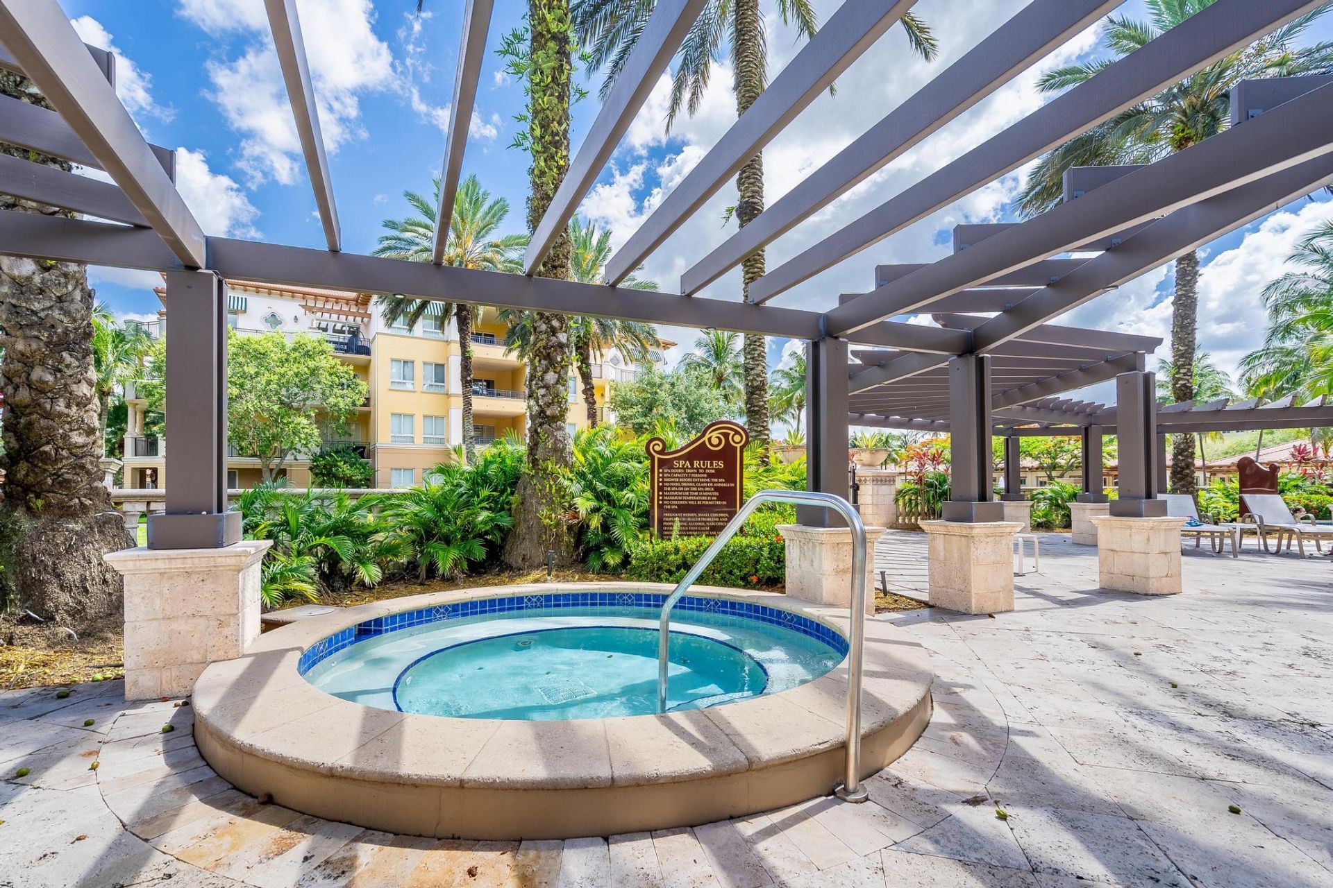 16102 Emerald Estates Drive, Unit 128, Weston, FL 33331 Photo