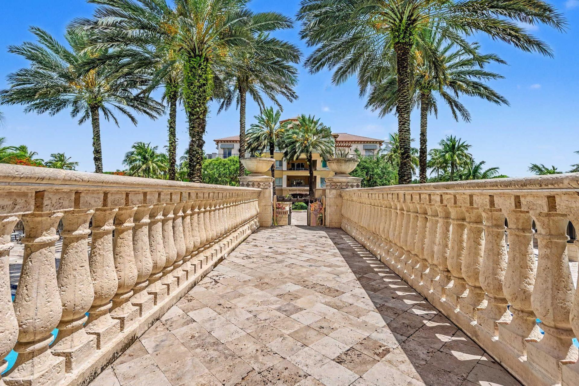 16102 Emerald Estates Drive, Unit 128, Weston, FL 33331 Photo