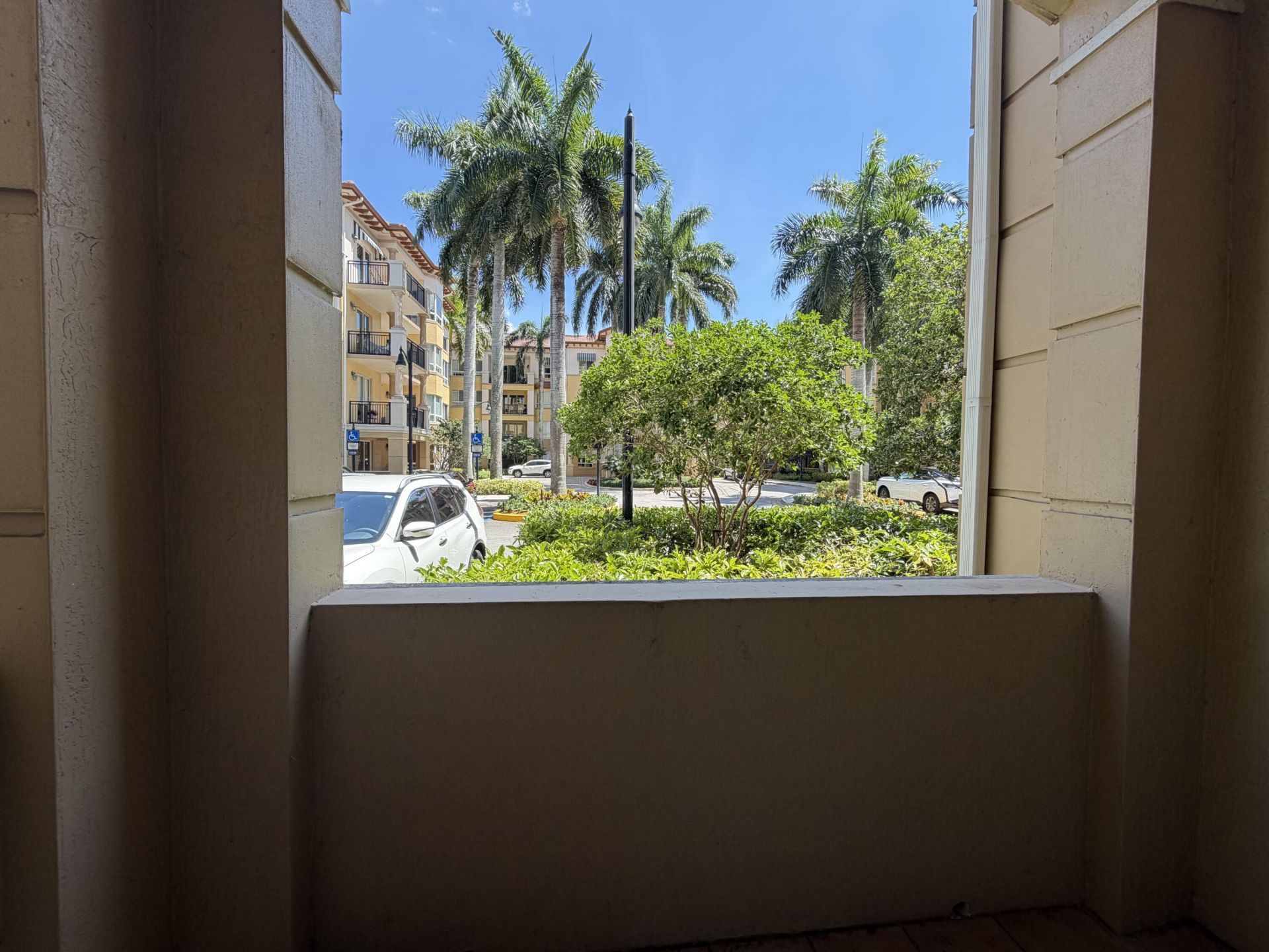16102 Emerald Estates Drive, Unit 128, Weston, FL 33331 Photo