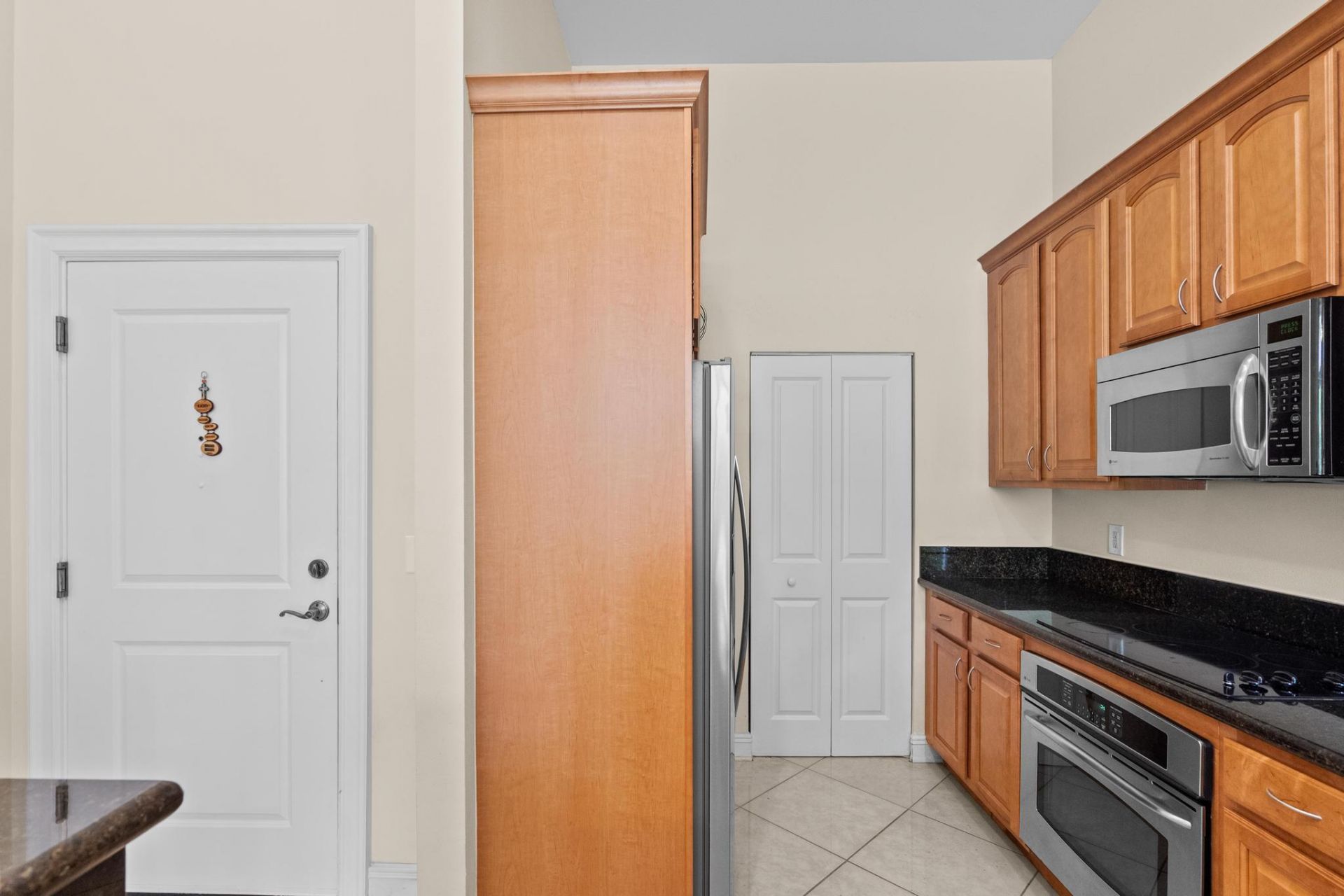 16102 Emerald Estates Drive, Unit 128, Weston, FL 33331 Photo