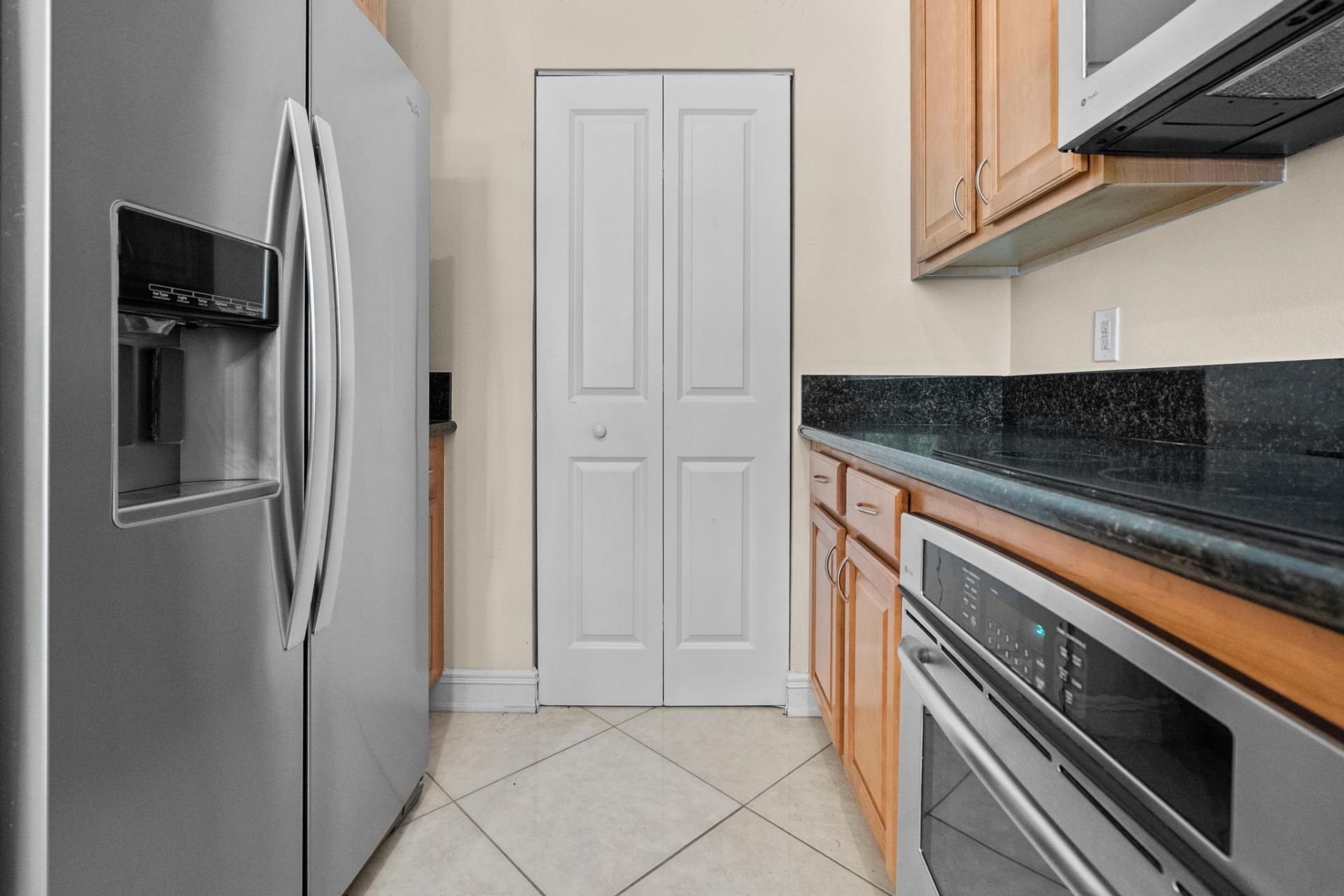 16102 Emerald Estates Drive, Unit 128, Weston, FL 33331 Photo