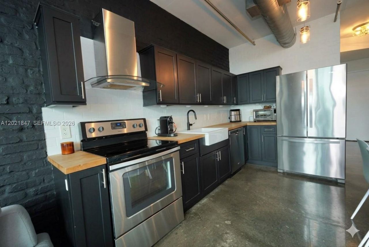 690 SW 1st Ct , Unit 1913, Miami, FL 33130 Photo
