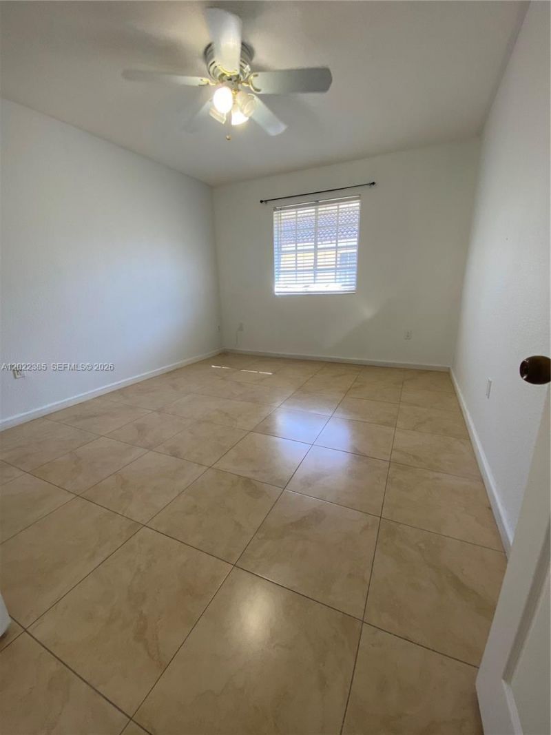 6763 NW 182nd St , Unit 105, Hialeah, FL 33015 Photo