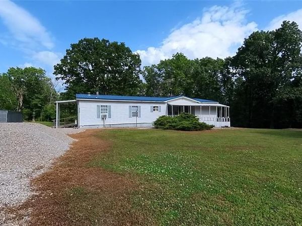 5364 County Road 3810, West Plains, MO 65775