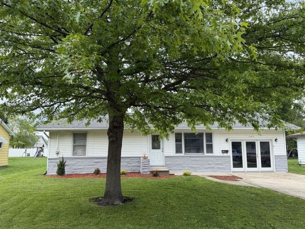 1165 Roselawn Drive, Paxton, IL 60957