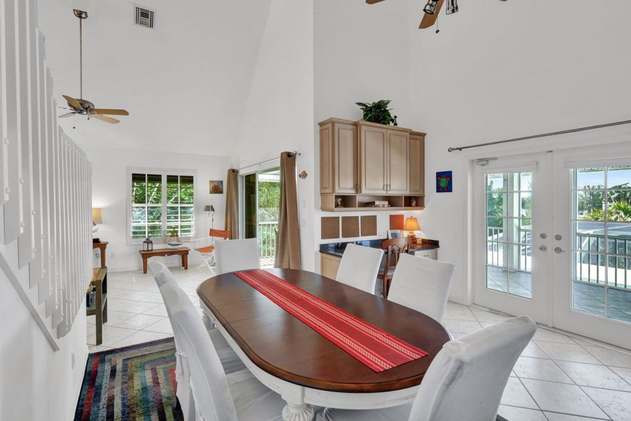 9007 Mockingbird Dr, Sanibel, FL 33957 Photo