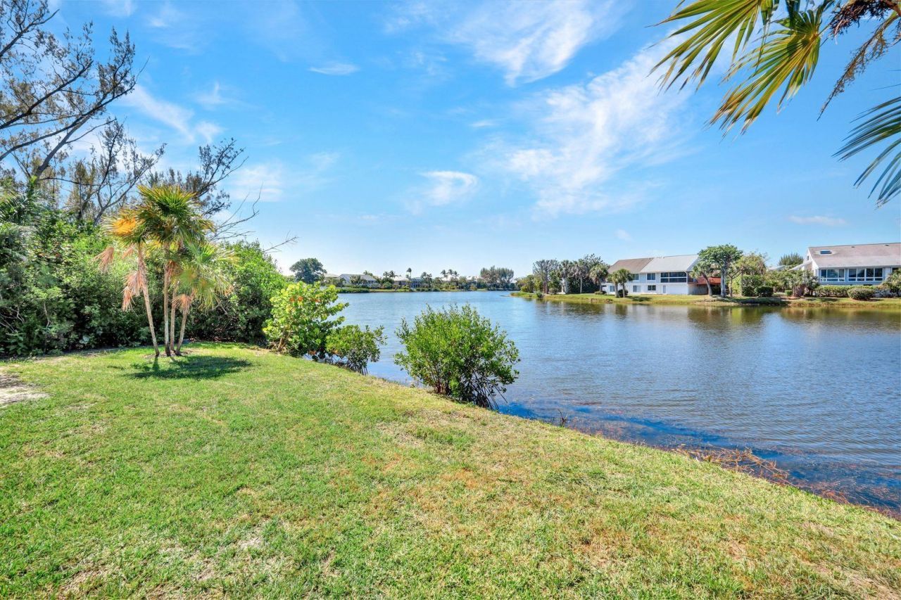 9007 Mockingbird Dr, Sanibel, FL 33957 Photo