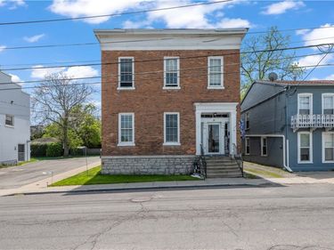 35 William Street, Geneva, NY 14456