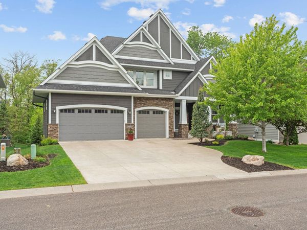 5275 Ranchview Lane N, Plymouth, MN 55446