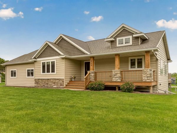 502 Northern Hills Trail, Saint Charles, MN 55972