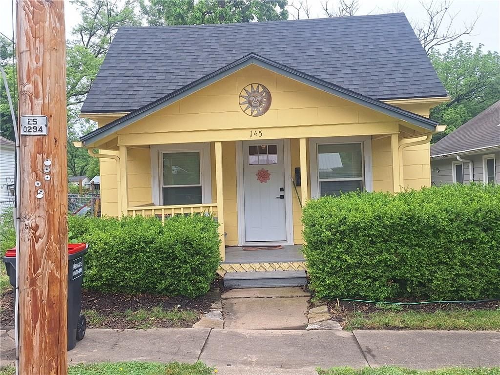 145 Richmond Street, Excelsior Springs, MO 64024 Main Photo