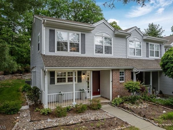 12 Brookside Ln, Mount Arlington, NJ 07856